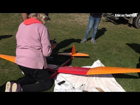 Stephanie's Bird Of Time RC plane (old-school) - UCQ2sg7vS7JkxKwtZuFZzn-g