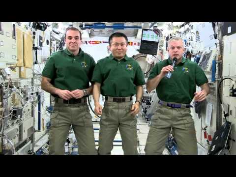 Space Station Beams Down Earth Day Greetings | Video - UCVTomc35agH1SM6kCKzwW_g