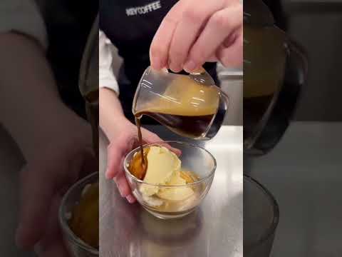 【ASMR】アイスに注ぐエスプレッソの音♪ #asmr #coffee #shorts