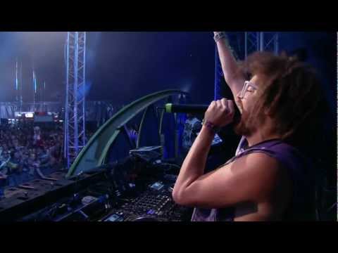 Redfoo at Tomorrowland 2012 - UCsN8M73DMWa8SPp5o_0IAQQ