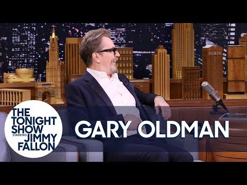 Gary Oldman Does Spot-On Robert De Niro and Christopher Walken Impressions - UC8-Th83bH_thdKZDJCrn88g