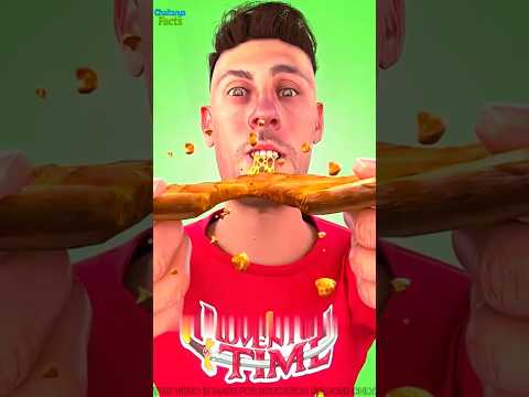 How To Perfectly Reheat Pizza 🍕 #shorts #shortsfeed #awezchaitrend