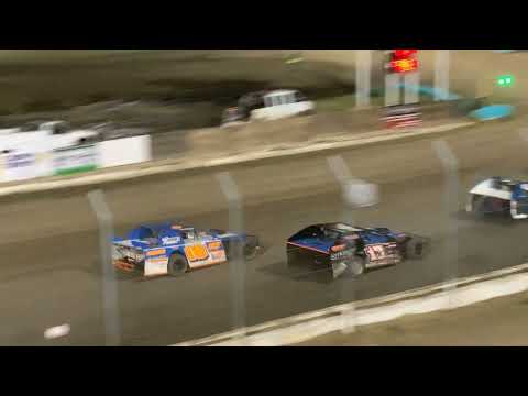 81 Speedway USRA B-Mod A-Feature 08/13/2022 Kyle Wiens #18 - dirt track racing video image