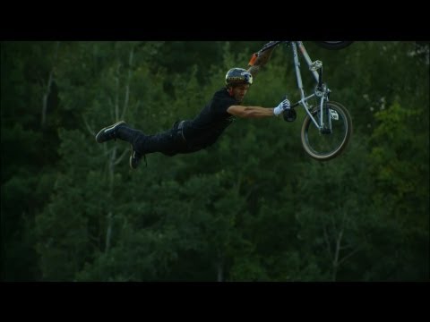 Made for the riders, by the riders - Red Bull Dream Line BMX Finals - UCblfuW_4rakIf2h6aqANefA