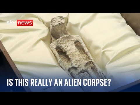 Mexico shows off 1,000-year-old 'alien corpses'