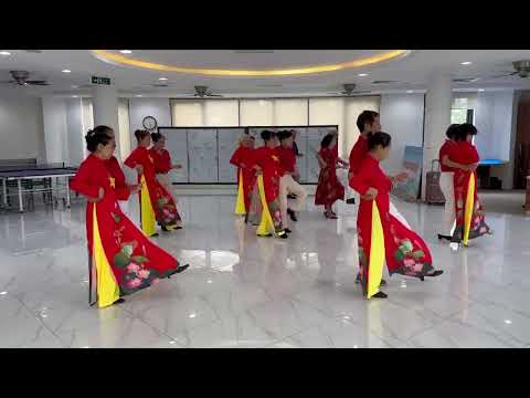 Rumba giao tiếp của CLB KV Vinhomes Thăng Long