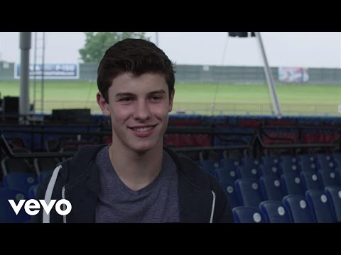 Shawn Mendes - Vevo News: Stitches - UC2pmfLm7iq6Ov1UwYrWYkZA