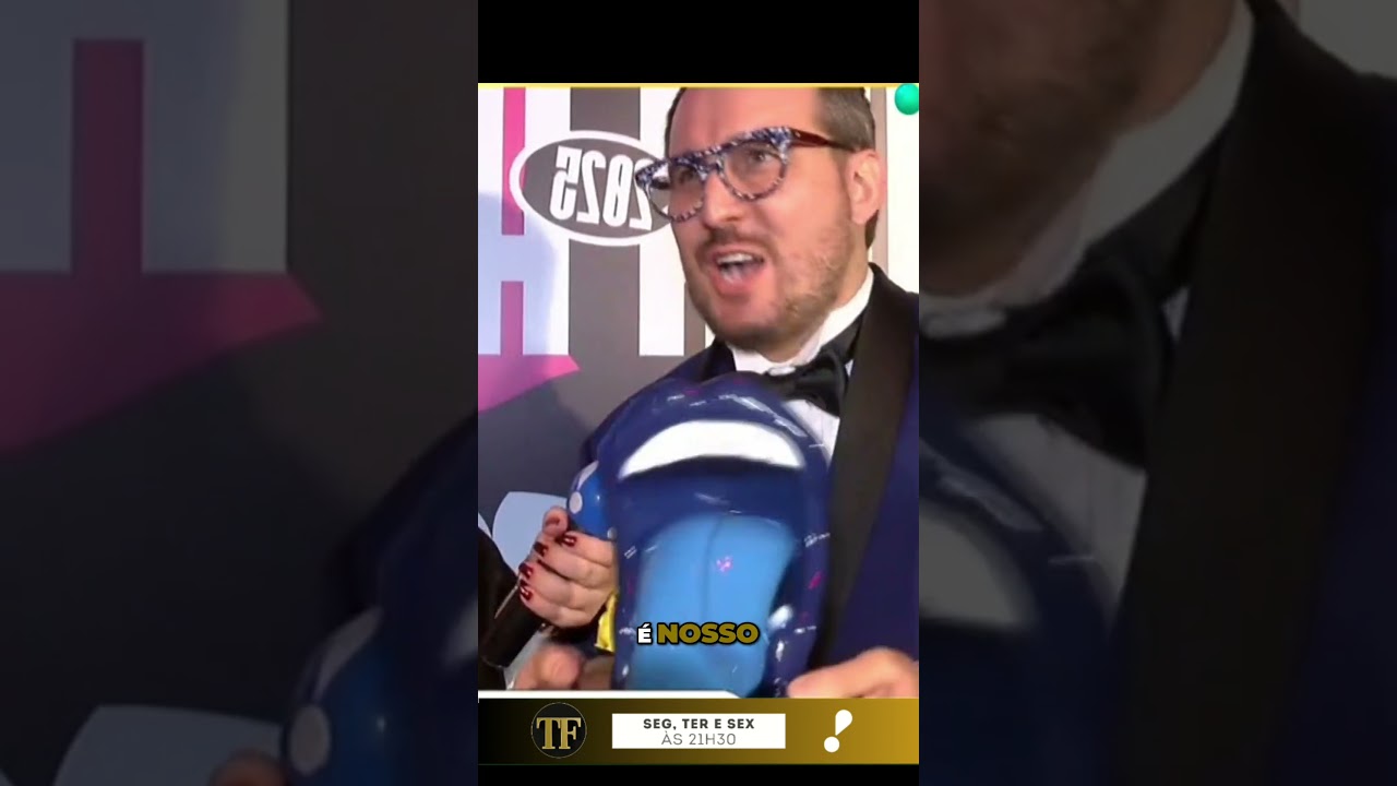 Vencedor do Fofoca Awards 2025 Gustavo Coruja desabafa sobre bastidores das notícias