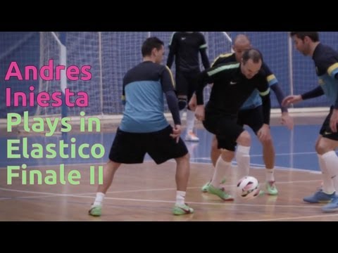 Andres Iniesta Plays in Nike Elastico Finale 2 - UCs7sNio5rN3RvWuvKvc4Xtg