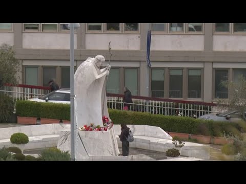 Rome residents 'hope for the best' for hospitalised Pope Francis | AFP