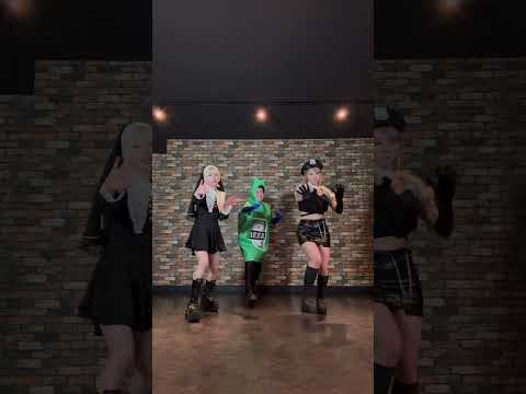 【2025年!】仮装してHappy Halloween 踊ってみた!!