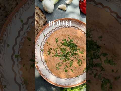 Haydari - tyrkisk inspireret dip - hurtig opskrift