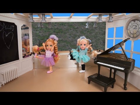 Elsa and Anna toddlers- the ballet contest! - UCB5mq0ucfGe9dNCIC0s41QQ
