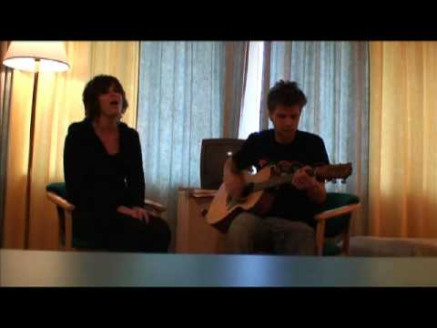 Exclusive acoustic session with Susana and Eller van Buuren - UCGZXYc32ri4D0gSLPf2pZXQ
