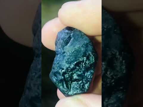 Sapphire xanh Bích Phan Thiết thô 72carats 😍😍😍  #sapphire #gem  #gemstone  #daquy