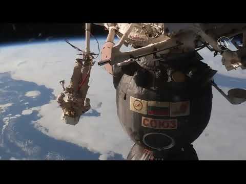 Incredible View of Russian Spacewalker Captured by Space Station - UCVTomc35agH1SM6kCKzwW_g