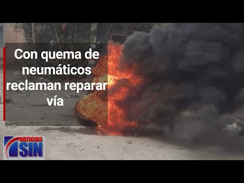 Con quema de neumáticos reclaman reparar vía