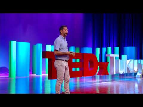 Más que utilidades: ¿cómo las empresas pueden ayudar a la sociedad? | Vasco Masías | TEDxTukuy - UCsT0YIqwnpJCM-mx7-gSA4Q