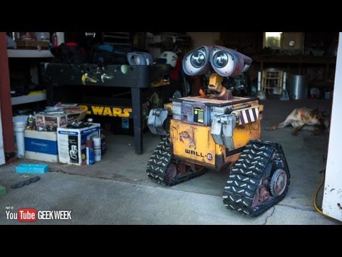 Making a Real Life-Size Wall-E Robot (Geek Week!) - UCiDJtJKMICpb9B1qf7qjEOA