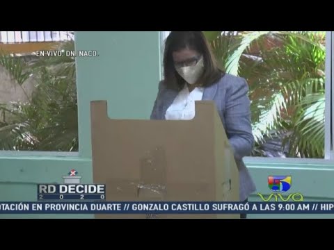 Margarita Cedeño ejerce su derecho al voto - RD Decide 2020