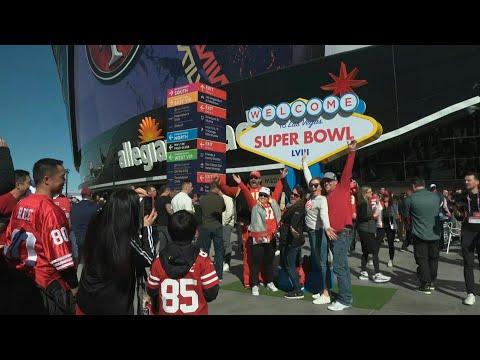 Fans arrive at Vegas' Allegiant Stadium for Super Bowl | AFP