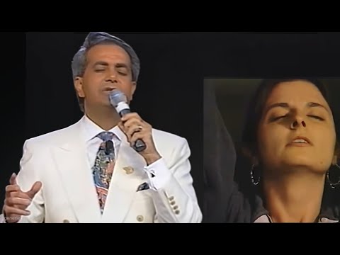 Benny Hinn "Sing Hallelujah to the Lord"