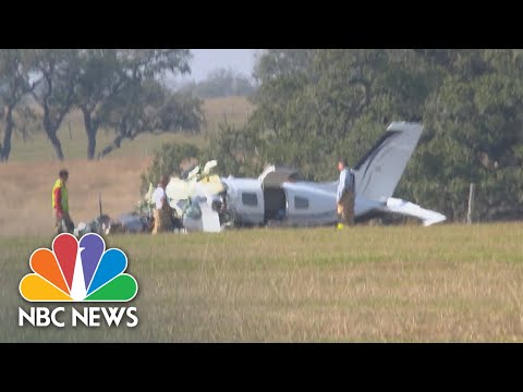 Four church members killed, pastor injured in Texas plane crash