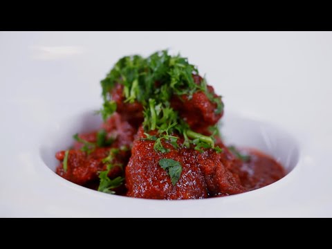 Spicy Chicken Vindaloo - चिकन विंडालू | How To Make Chicken Curry By Amrita | Special Goan Recipe - UCsmpRzS2bqtQhU2VXGadr_g