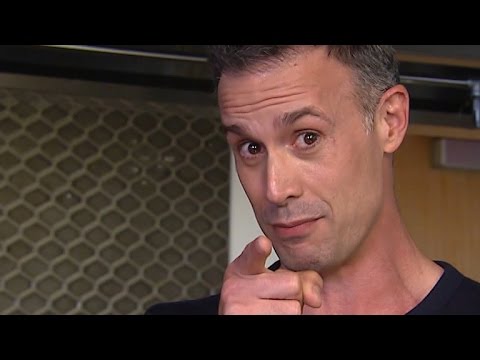 EXCLUSIVE: Freddie Prinze Jr. on Wife Sarah Michelle Gellar, Possible 'She's All That' Remake - UCdtXPiqI2cLorKaPrfpKc4g