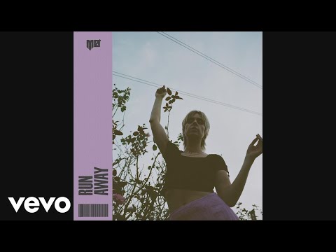 MØ - Run Away (Official Audio) - UCtGsfvj155zp8maBFng9hHg