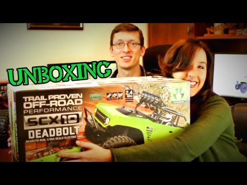 Abby Unboxes Axial SCX10 Deadbolt - TheRcSaylors - UCYWhRC3xtD_acDIZdr53huA