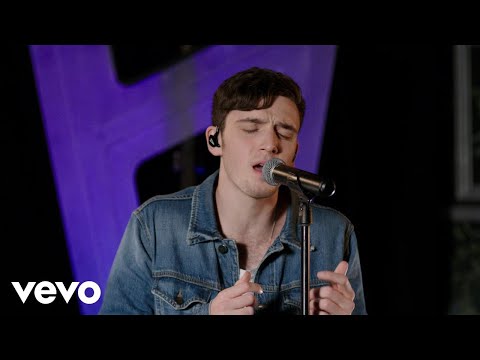 Lauv - A Different Way (Live on the Honda Stage at iHeartRadio Austin)