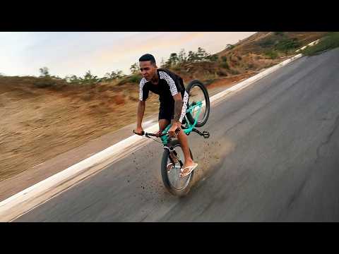 Elite Skills Compilation | Best of the Week! - UCIJ0lLcABPdYGp7pRMGccAQ