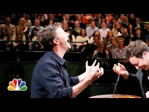 Egg Russian Roulette With Edward Norton and Jimmy Fallon (Late Night with Jimmy Fallon) - UC8-Th83bH_thdKZDJCrn88g