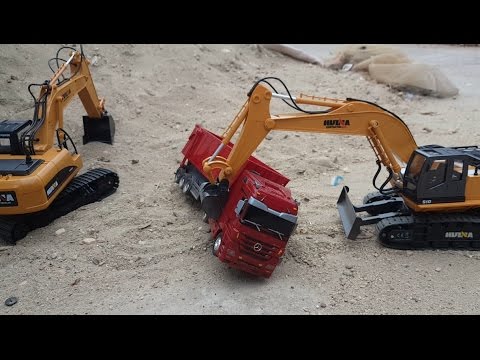 [Unboxing] RC Excavator HUINA TOYS NO.1510 - UCFwdmgEXDNlEX8AzDYWXQEg