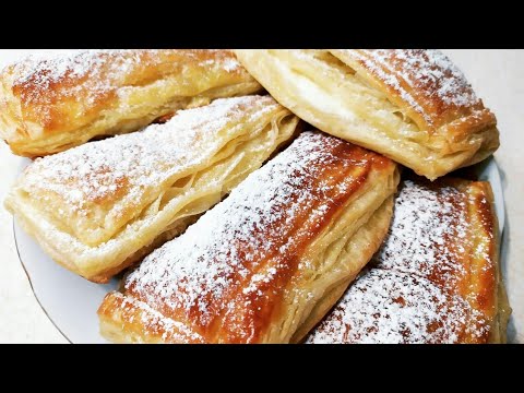 Слойки с Творогом и Бананами. Слоеные конвертики.