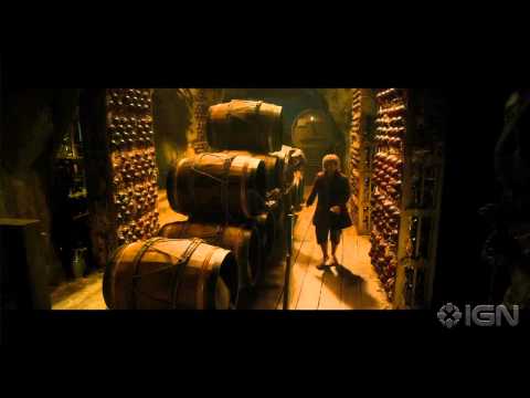 The Hobbit: The Desolation of Smaug - "Into The Barrels!" Clip - UCKy1dAqELo0zrOtPkf0eTMw