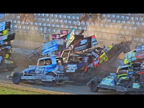 Robertson Prestige Speedway - New Zealand Stockcar Grand Prix 2024 Finals - 28/12/24 - dirt track racing video image