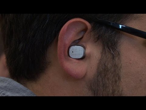 Moto Hint offers a peek at an in-ear wearable future - UCOmcA3f_RrH6b9NmcNa4tdg