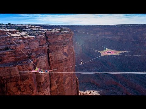 BASE Jumping and Slacklining on the World's Biggest Hammock - UCblfuW_4rakIf2h6aqANefA