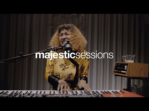 Charlotte Dos Santos - Cleo | Majestic Sessions @ Red Bull Studios Berlin - UCXIyz409s7bNWVcM-vjfdVA