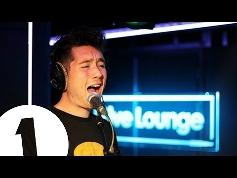 Bastille cover Miley Cyrus' We Can't Stop in the Live Lounge - UC-FQUIVQ-bZiefzBiQAa8Fw