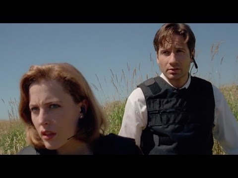 Top 10 X-Files Episodes - UCaWd5_7JhbQBe4dknZhsHJg