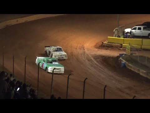 Pro Trucks at Toccoa Raceway May 29th 2022 - dirt track racing video image