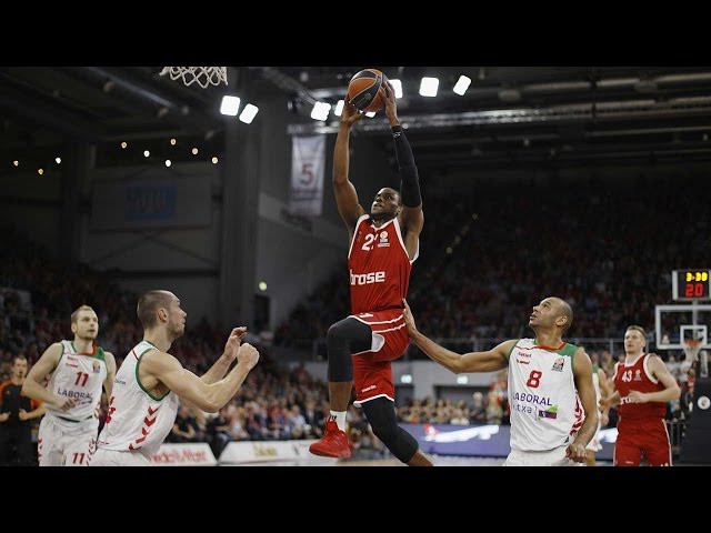 The Bamberg Basketball Team is on Fire!