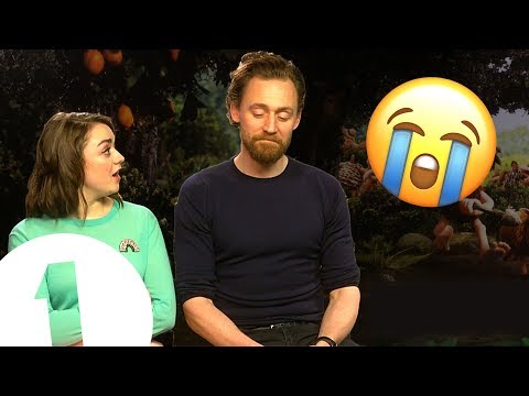 "It's an involuntary eye-watering situation!" Tom Hiddleston & Maisie Williams play Trivia Buster. - UC-FQUIVQ-bZiefzBiQAa8Fw