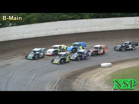 May 25, 2025 IMCA Modifieds Clash Night #2 Trophy Dash &amp; B-Main Grays Harbor Raceway - dirt track racing video image