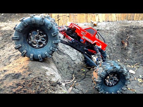 MASSIVE TIRES + Toyota Body ='s a MONSTER TRUCK! MOA in the Backyard Scale Park | RC ADVENTURES - UCxcjVHL-2o3D6Q9esu05a1Q