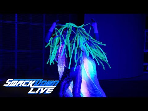 Dolph Ziggler makes an extravagant entrance: SmackDown LIVE, Sept. 5, 2017 - UCJ5v_MCY6GNUBTO8-D3XoAg