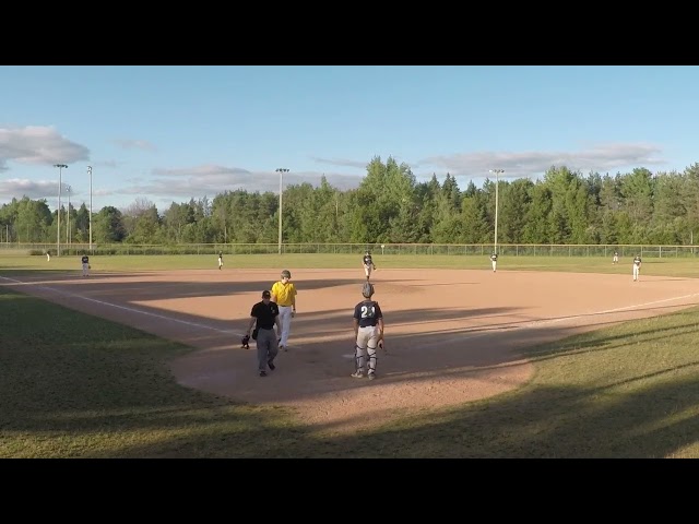 Newmarket Youth Baseball – The Place to Be!